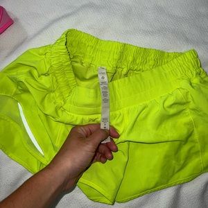 Lululemon Hotty Hot shorts